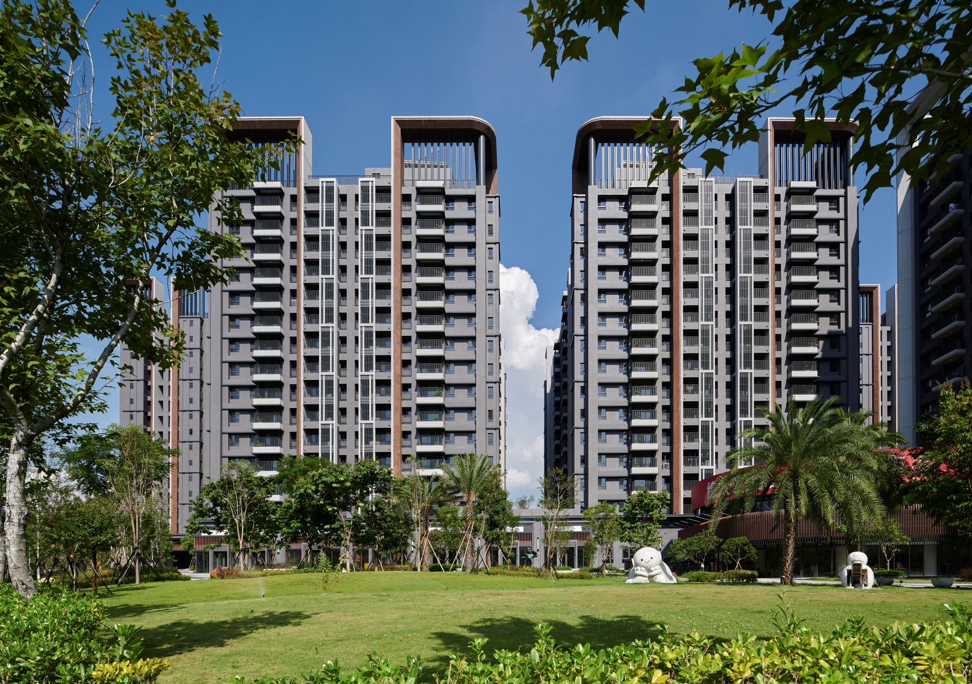 ALL_catalog_25I05_cFgKZsgifO