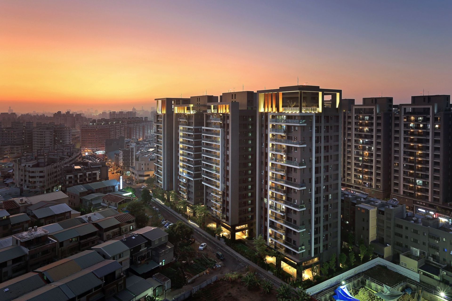 ALL_catalog_25I30_2ViO5LPcBV